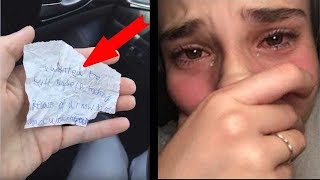 أمراه اشترت طعام لشخص متسول ، وبعد لحظات اعطاها ورقه جعلتها تبكي