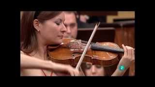 Arabella Steinbacher - Brahms Violin Concerto (2010, Live)
