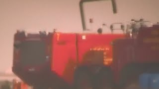 Abu Dhabi Airport Fire Rescue - 2 ARFF trucks & 2 vans (part 2 - videos)