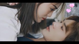 ???總裁的上位小嬌妻??女主帮总裁宽衣解带，却被总裁拉进了怀里， kiss kiss ?10月新剧2️⃣