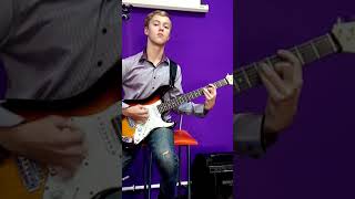 Обзор комбика MARSHALL MG 15 CD SERIES