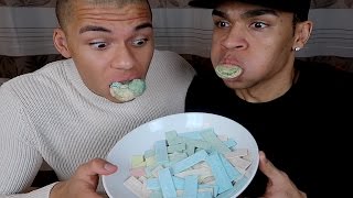 100+ KAUGUMMIS IN MUND !! (NICHT NACHMACHEN) | Kelvin und Marvin