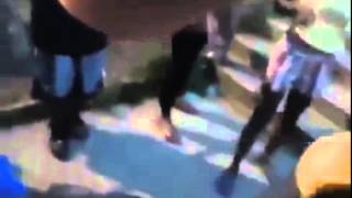 Реальная уличная драка негритянских девушек в своем районе!