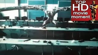 Момент из фильма Venom (2018)-Веном против Райта/Venom VS Riot