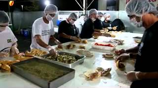 "Viva Bauru": preparação lanche bauru