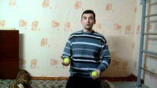 Обучение жонглированию тремя мячами