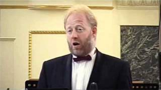 5. I walk alone. Vladimir Miller, basso profundo. wmv