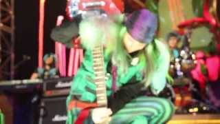 Mad T Party Band performs "Pour Some Sugar on Me" in HD