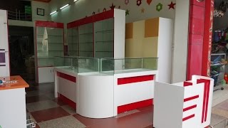 Tủ và quầy trưng bày ĐTnhựa cao cấp