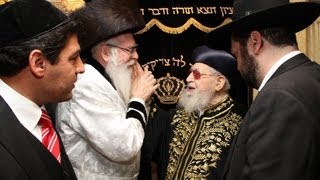 נדיר!! מנהיג ברסלב במוצ"ש אצל הרב עובדיה יוסף