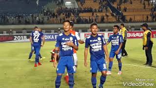 PSM Menang di GBLA, Pemain PSM Makassar Dilempari