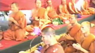 พระครูอาทร จอ.หางดง เวนตานศพครูบาจั๋นตา วัดอัมพาราม เมื่อ พ ศ 2531