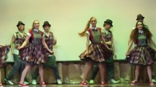 Парочки по парам веселый танец студия конфетти