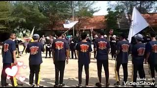 Bikin Ngiri kelas lain ? Anak IPS SMAN1 GAPURA kompak nyanyi bareng di lapangan upacara