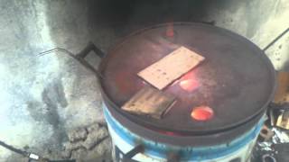 Horno de fundición para aluminio funciona con aceite