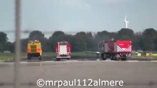 Small plane makes emergency nose landing at Lelystad Airport