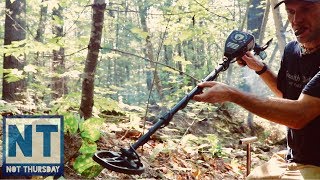 Who lived there? Metal detecting old abandoned 1700s colonial site Garret ATGOLD