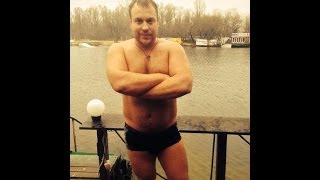 Экстрим-Парк "X-Park" - Олег Бизон - купание в ледяной воде 05.01.2014г.