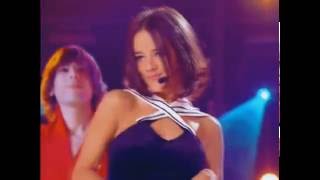 Очень сексуальная и милая девушка Alizee танцует как богиня.