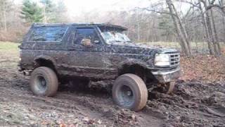 Ford Bronco 525HP Lightning Engine - Aaron and his Git R Done Bronco