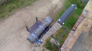 Строительный подъемник на лестнице