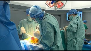 La pose d'une prothèse de hanche en ambulatoire - Le Magazine de la santé