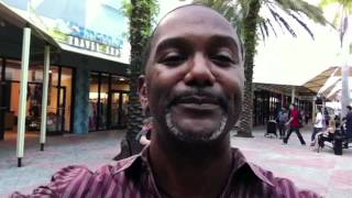 iRig MIC Cast with FaceTime, and comparison in noisy environments like a mall, even outside!