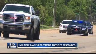 Meridian Police officer shot, one suspect dead, two suspects still on the loose.