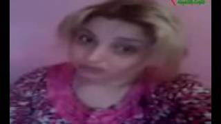 فتاة جزائرية تتكلم كلام لايصدق