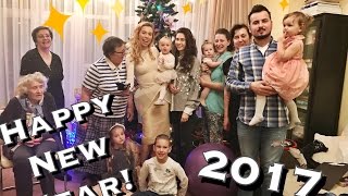 Празднование Нового Года с Семьёй! Как мы отпраздновали Новый Год!  Распаковываем Подарки!