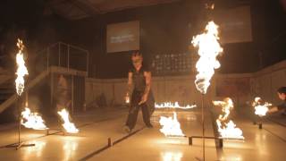 Simon Dragon, Magicien du Feu. Maîtres du Feu 2015