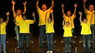Aggiungi un posto a tavola - Musical:  "La via per la felicità"