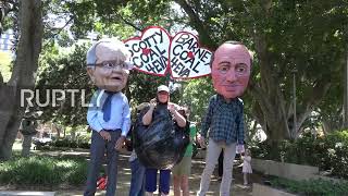 Australia: Protesters bemoan lack of action at COP26 during Sydney climate rally