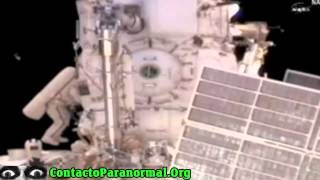 Objetos Brillantes Cerca de la Estación Espacial Internacional