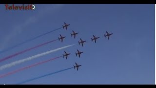 Amazing Airshow by Red Arrows (Royal Air Force) in Doha Qatar Nov 7 2013