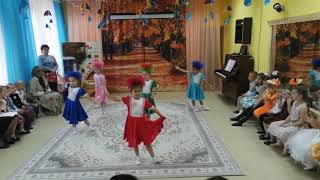 Танец "Ягодки"