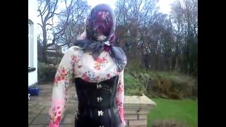 Fetish Scarf Lady