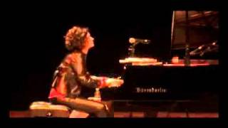 Anjelika Akbar - Hiromi Spiral