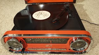 Проигрыватель виниловых пластинок USB FM IRT Vintageca