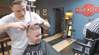 Стильная прическа Макса Модная стрижка для мальчиков Барбершоп Boy Cut Воронеж Как устроен Барбершоп