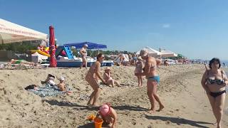 Черноморск-Ильичевск  отдых на пляже 2018. Июнь месяц. Загораем на пляже.