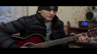 скрипач- парень душевно спел  супер