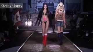 Топ модели, показ, курьезы fashion oops