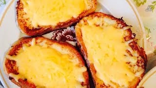 Горячие БУТЕРБРОДЫ с СЫРОМ / рецепт от шеф-повара /  Илья Лазерсон / Обед безбрачия