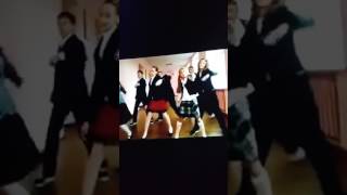 крутая песня про школу☺