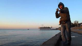 Rockfishing в Ялте. Нано джиг на море. Начало сезона 2014.  Рулена (зеленуха) на Microfishing