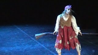 «Баба-Яга» волшебно исполняет Андрей Гудыма, музыка М. Мусоргского