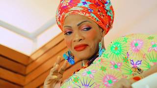 MISS ESPOIR : Elle ou moi