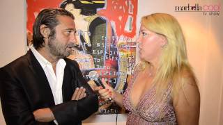 María Elena Paganini en la exposición de pintura de Jordi Mollà