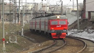 Электропоезд ЭР2Р-7018 станция Москва-Рижская